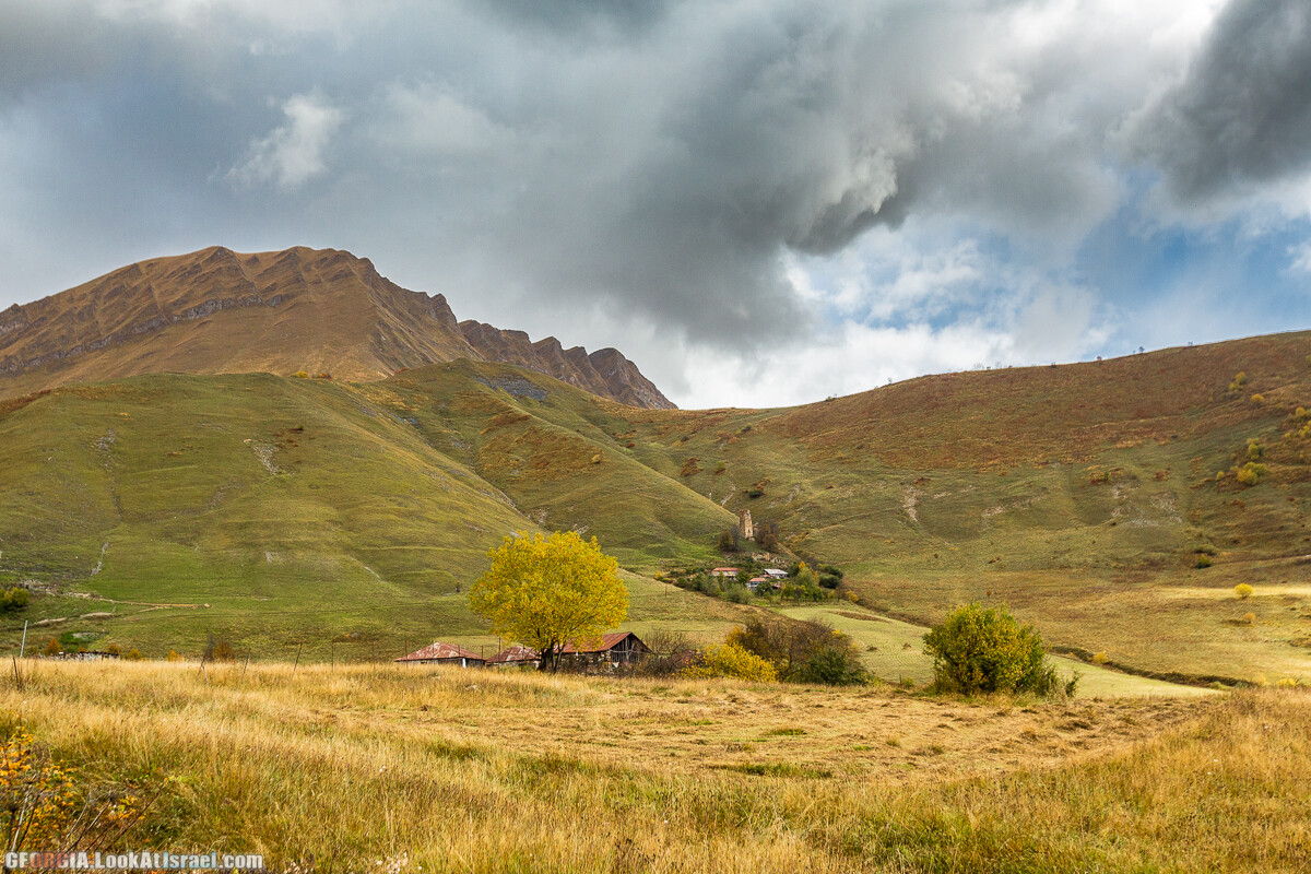 Путешествие на джипе по Грузии. Ущелья Хада, Трусо и Казбеги | LookAtIsrael.com - Фото путешествия по Израилю