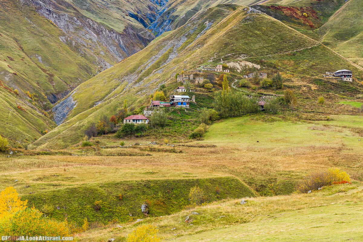 Путешествие на джипе по Грузии. Ущелья Хада, Трусо и Казбеги | LookAtIsrael.com - Фото путешествия по Израилю