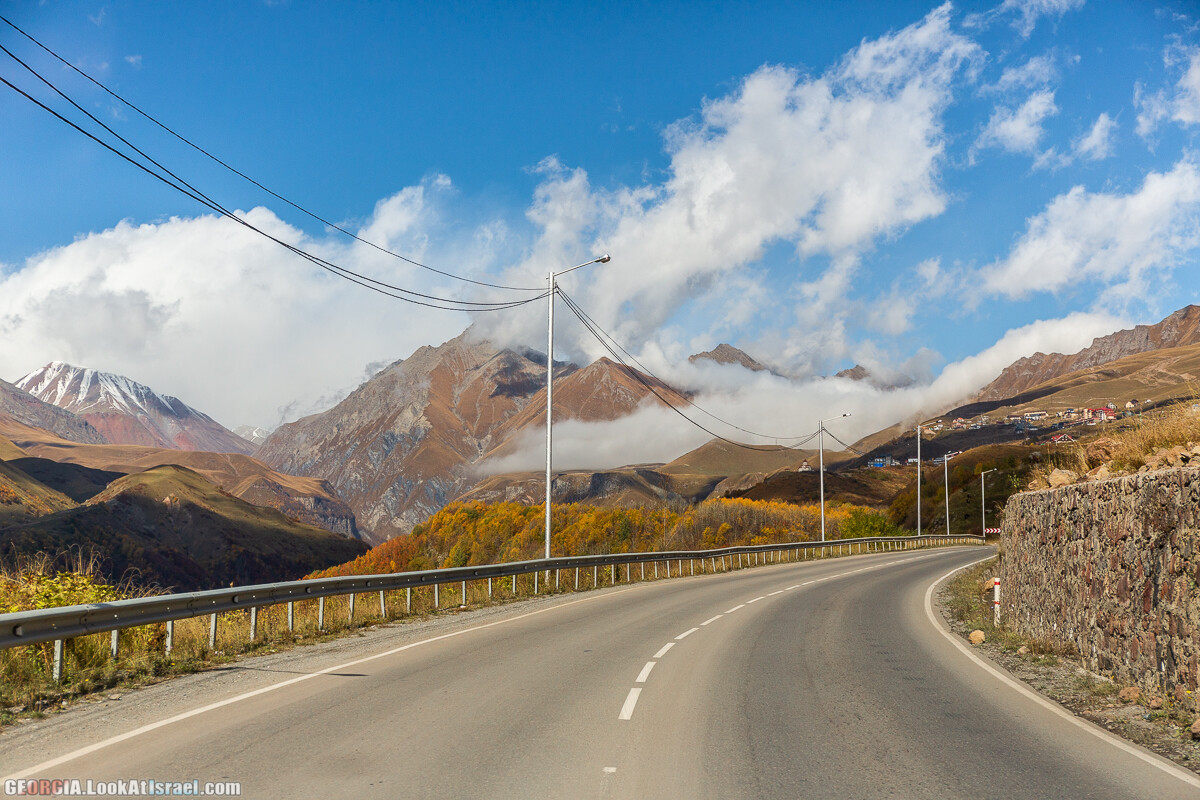 Путешествие на джипе по Грузии. Ущелья Хада, Трусо и Казбеги | LookAtIsrael.com - Фото путешествия по Израилю