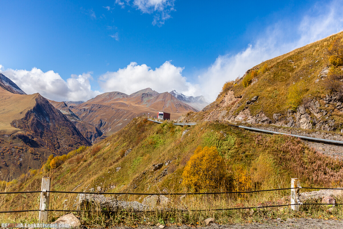 Путешествие на джипе по Грузии. Ущелья Хада, Трусо и Казбеги | LookAtIsrael.com - Фото путешествия по Израилю