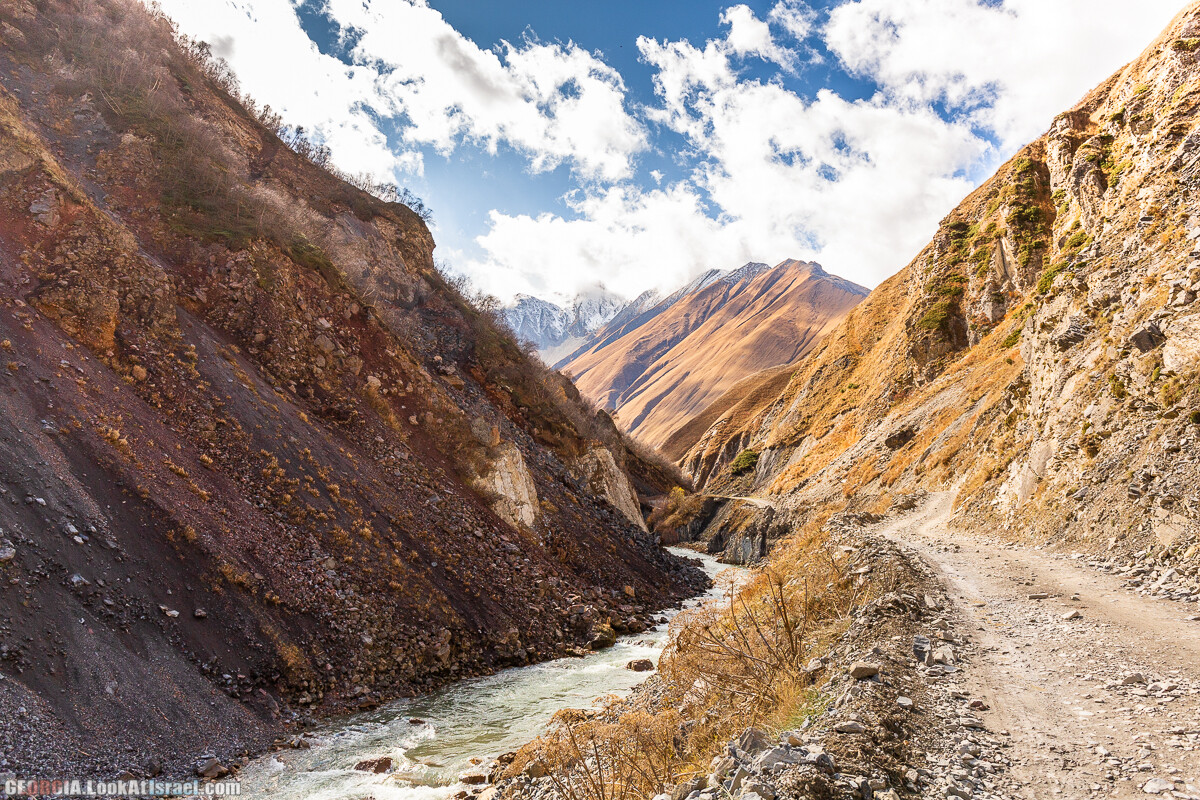 Путешествие на джипе по Грузии. Ущелья Хада, Трусо и Казбеги | LookAtIsrael.com - Фото путешествия по Израилю