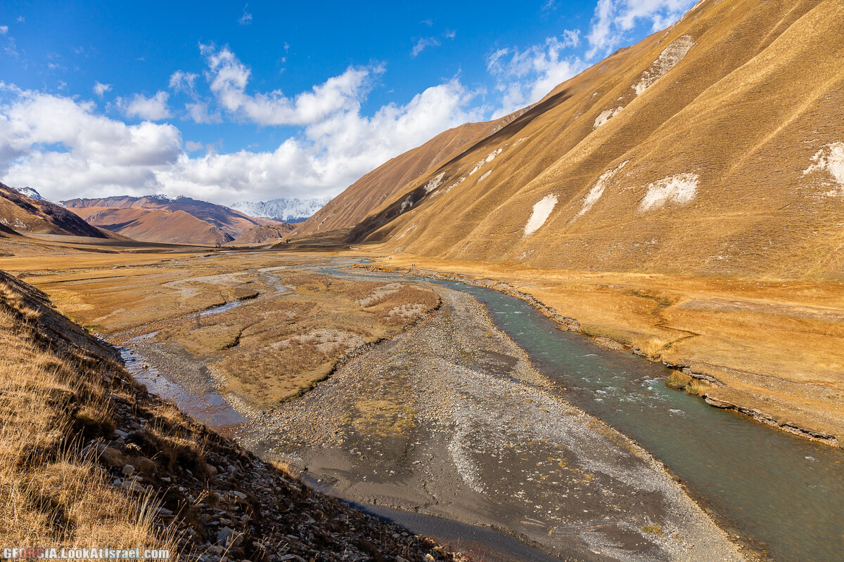 Путешествие на джипе по Грузии. Ущелья Хада, Трусо и Казбеги | LookAtIsrael.com - Фото путешествия по Израилю