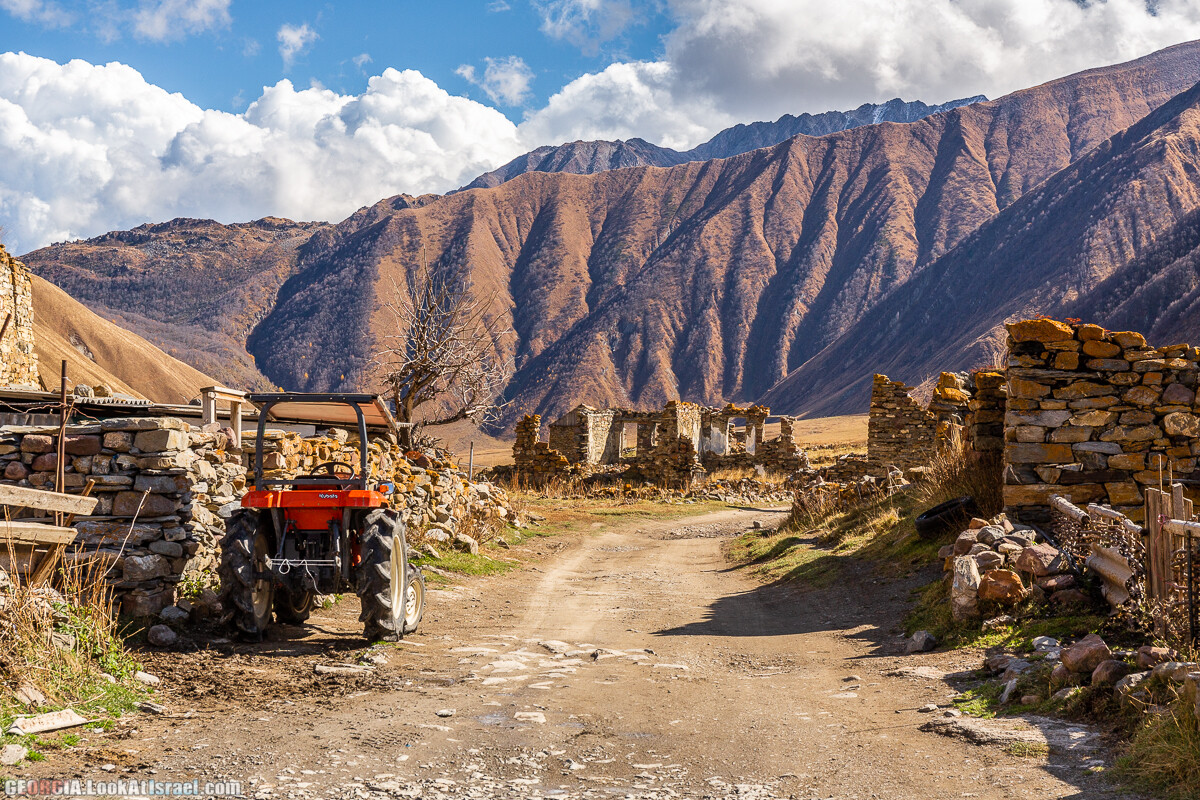 Путешествие на джипе по Грузии. Ущелья Хада, Трусо и Казбеги | LookAtIsrael.com - Фото путешествия по Израилю