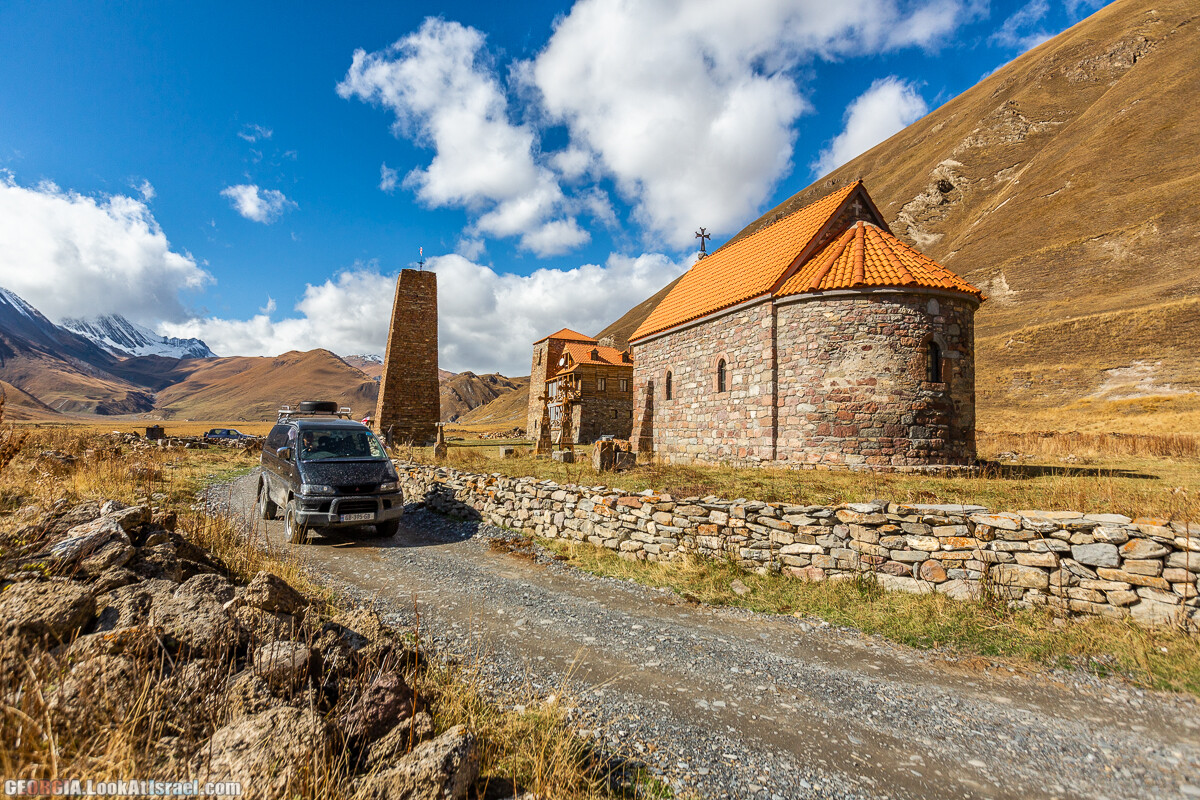 Путешествие на джипе по Грузии. Ущелья Хада, Трусо и Казбеги | LookAtIsrael.com - Фото путешествия по Израилю