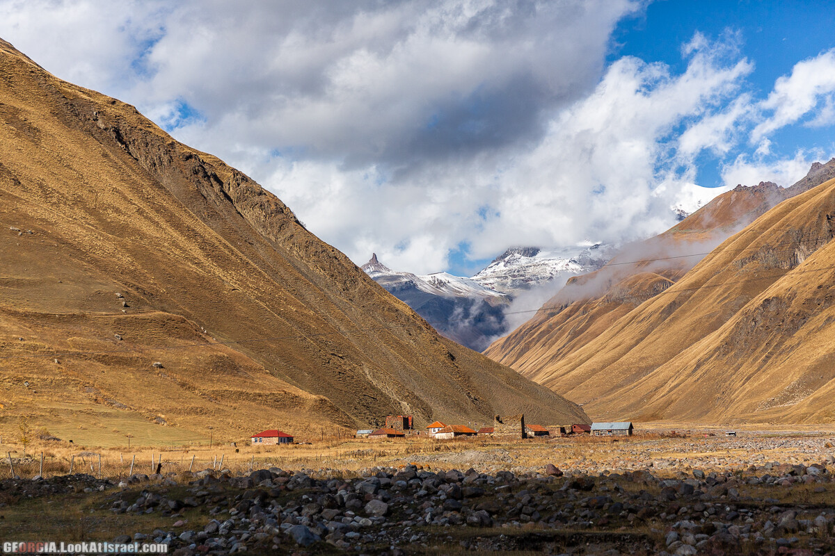 Путешествие на джипе по Грузии. Ущелья Хада, Трусо и Казбеги | LookAtIsrael.com - Фото путешествия по Израилю