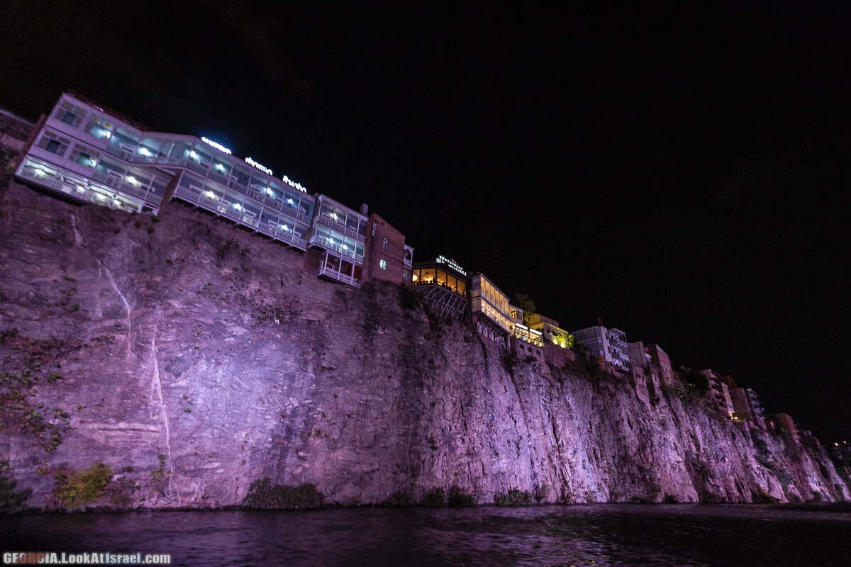 Ночной Тбилиси | LookAtIsrael.com - Фото путешествия по Израилю