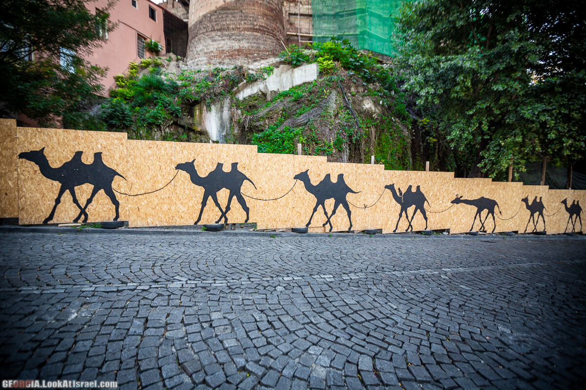 Графити и надписи Тбилиси | LookAtIsrael.com - Фото путешествия по Израилю