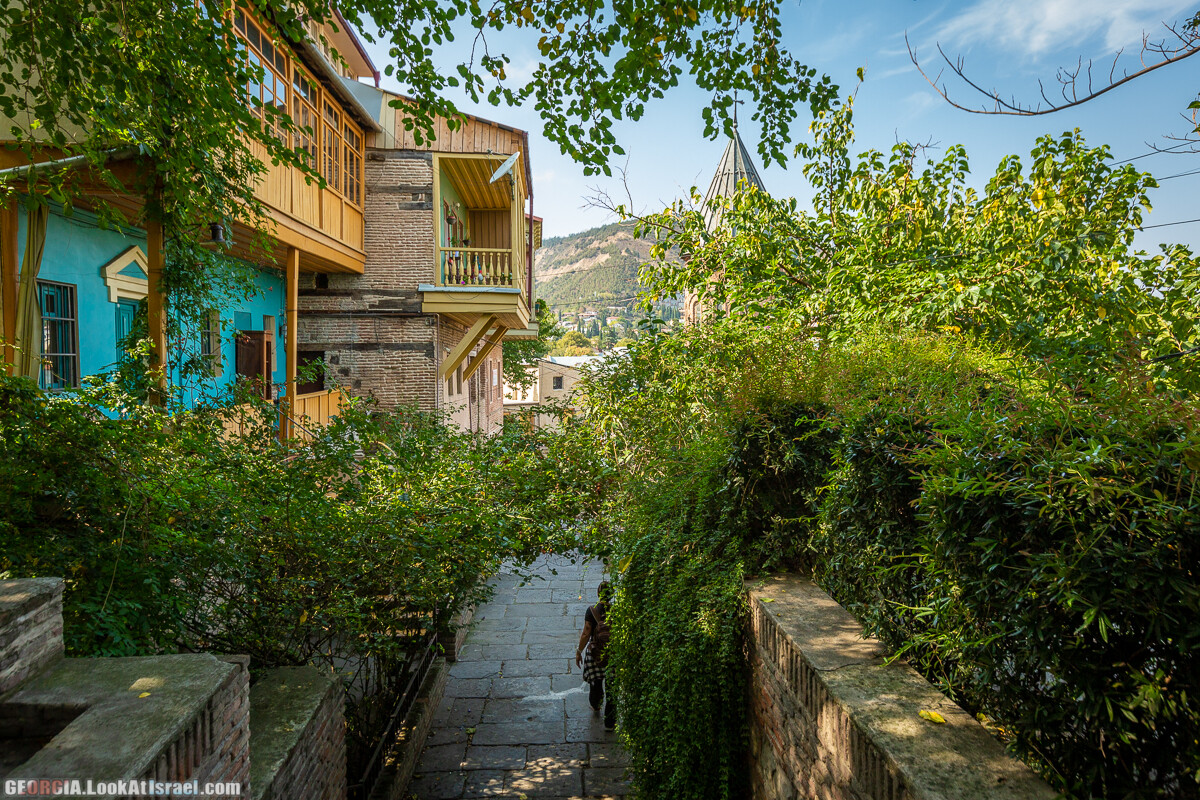 На задворках Тбилиси | LookAtIsrael.com - Фото путешествия по Израилю