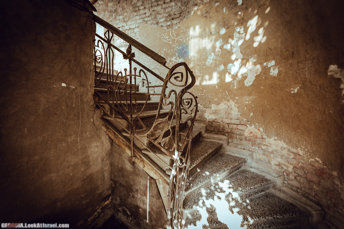 На задворках Тбилиси | LookAtIsrael.com - Фото путешествия по Израилю