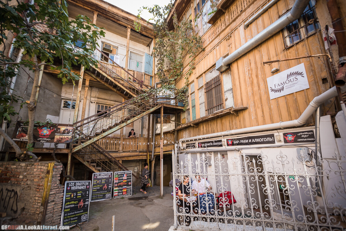 На задворках Тбилиси | LookAtIsrael.com - Фото путешествия по Израилю