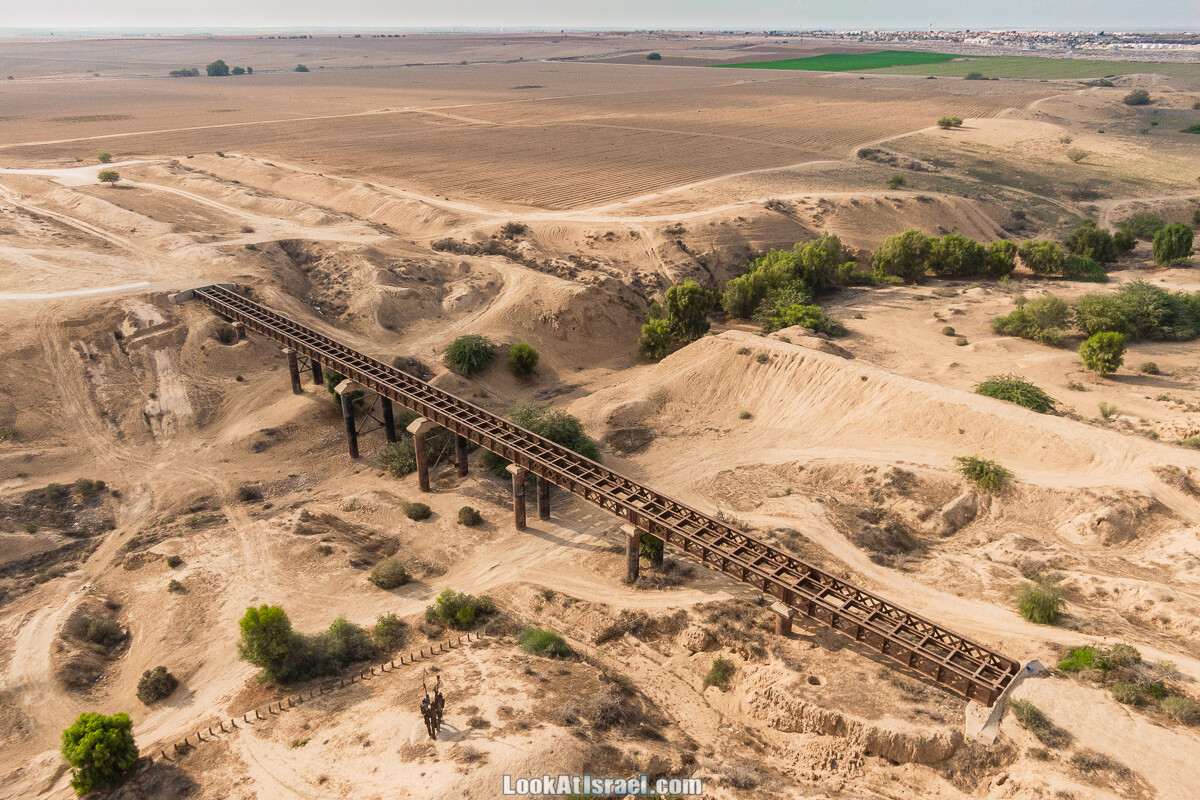 Железнодорожный мост на заклёпках