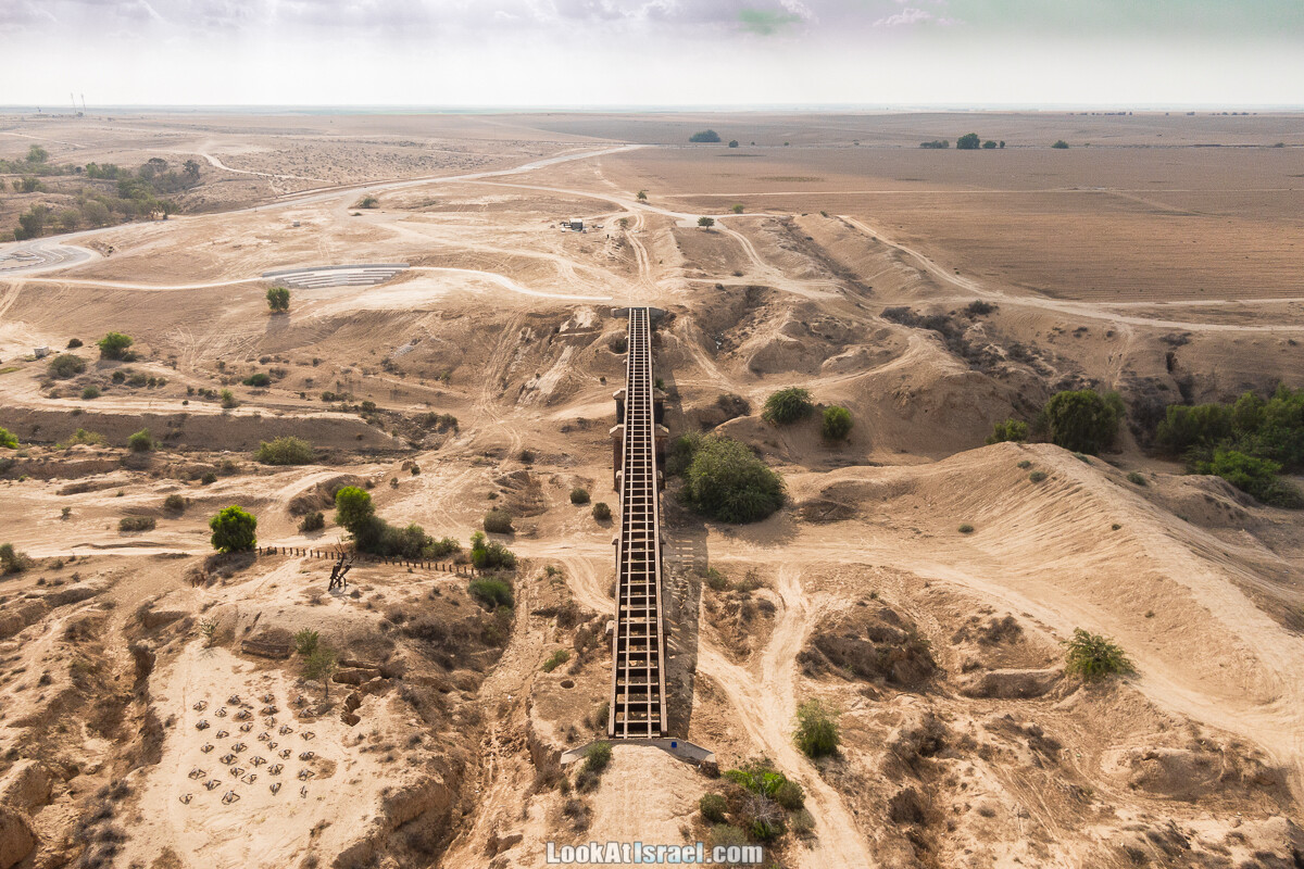 Останки британского моста над ручьём Офаким |גשר הרכבת הבריטי על נחל אופקים | LookAtIsrael.com - Фото путешествия по Израилю