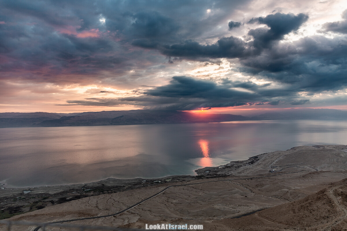 Зимний рассвет на Мертвом море | Sunrise at Dead sea | LookAtIsrael.com - Фото путешествия по Израилю