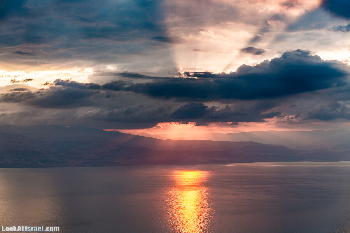 Зимний рассвет на Мертвом море | Sunrise at Dead sea | LookAtIsrael.com - Фото путешествия по Израилю