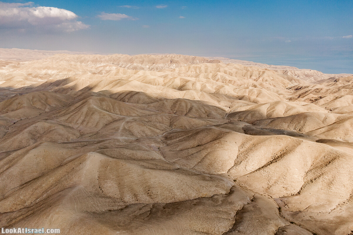 Поход по ущельям Тор и Самар, карболет, Мацок а-Этеким | נחל טור וסמר, כתף טור, מצוק העתקים | LookAtIsrael.com - Фото путешествия по Израилю