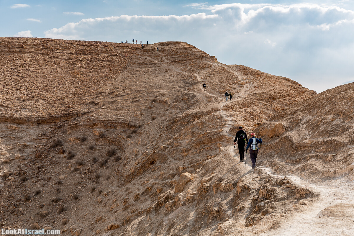 Поход по ущельям Тор и Самар, карболет, Мацок а-Этеким | נחל טור וסמר, כתף טור, מצוק העתקים | LookAtIsrael.com - Фото путешествия по Израилю