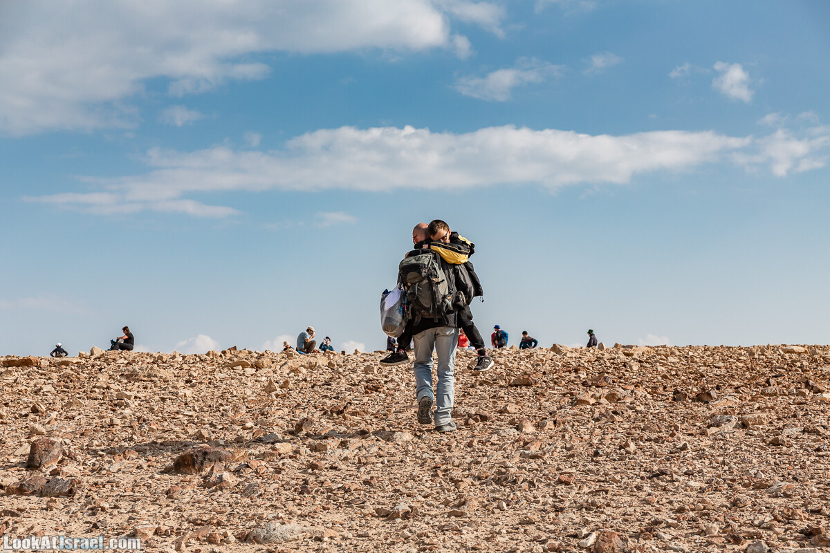Поход по ущельям Тор и Самар, карболет, Мацок а-Этеким | נחל טור וסמר, כתף טור, מצוק העתקים | LookAtIsrael.com - Фото путешествия по Израилю