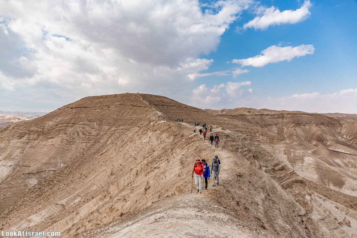 Поход по ущельям Тор и Самар, карболет, Мацок а-Этеким | נחל טור וסמר, כתף טור, מצוק העתקים | LookAtIsrael.com - Фото путешествия по Израилю