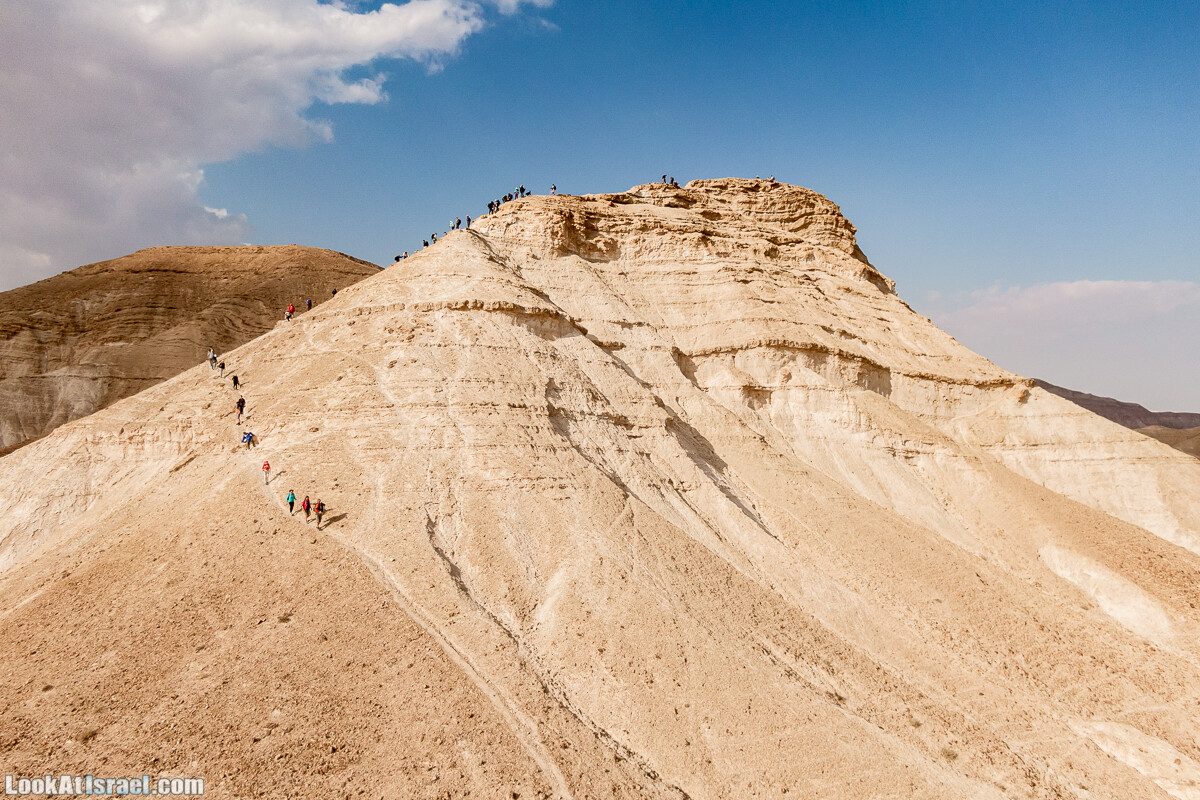 Поход по ущельям Тор и Самар, карболет, Мацок а-Этеким | נחל טור וסמר, כתף טור, מצוק העתקים | LookAtIsrael.com - Фото путешествия по Израилю
