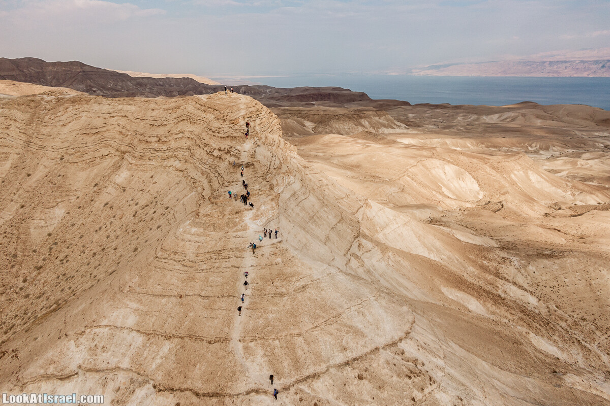 Поход по ущельям Тор и Самар, карболет, Мацок а-Этеким | נחל טור וסמר, כתף טור, מצוק העתקים | LookAtIsrael.com - Фото путешествия по Израилю