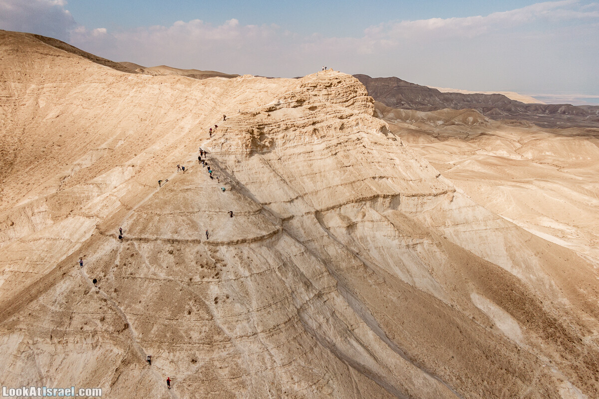 Поход по ущельям Тор и Самар, карболет, Мацок а-Этеким | נחל טור וסמר, כתף טור, מצוק העתקים | LookAtIsrael.com - Фото путешествия по Израилю