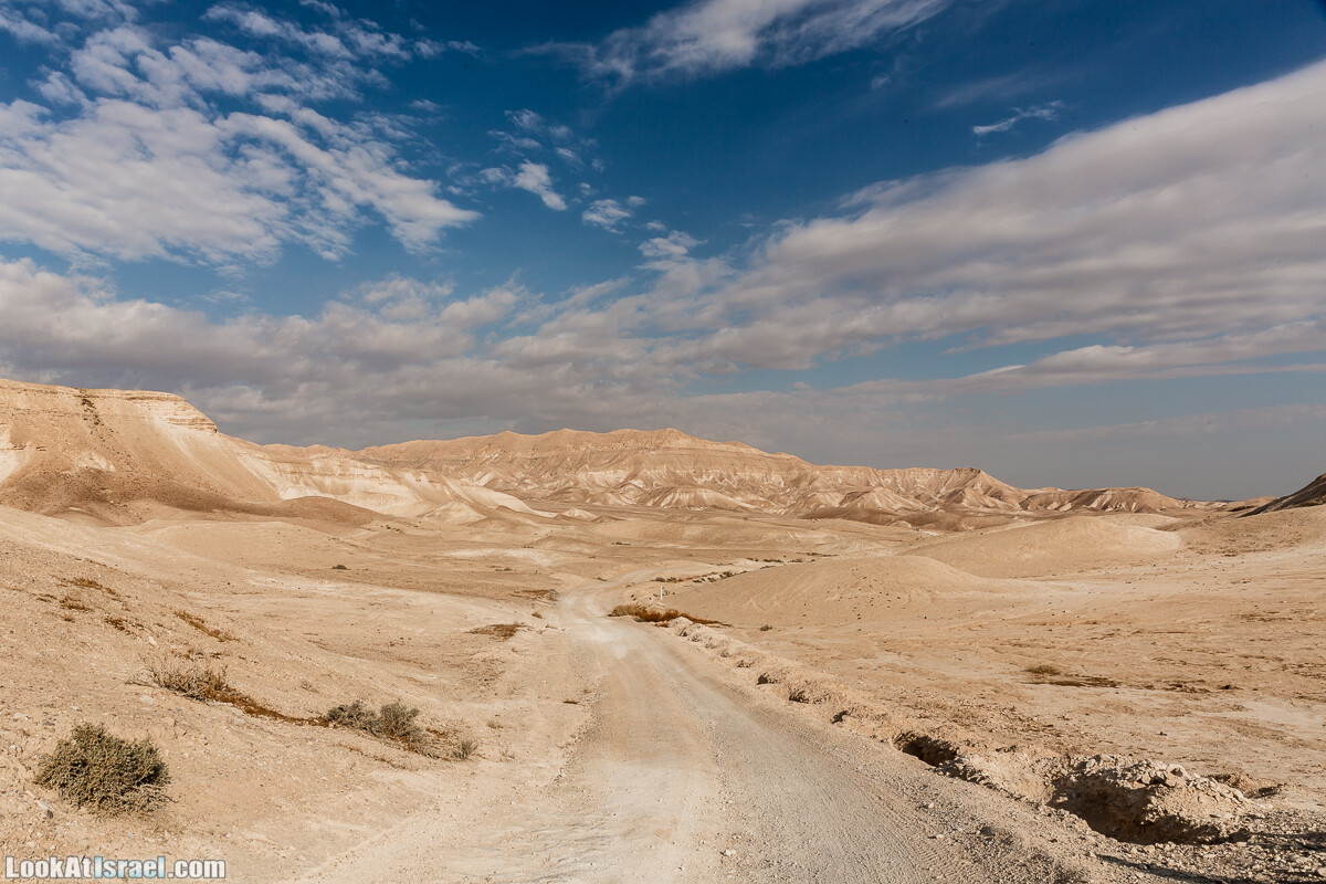 Поход по ущельям Тор и Самар, карболет, Мацок а-Этеким | נחל טור וסמר, כתף טור, מצוק העתקים | LookAtIsrael.com - Фото путешествия по Израилю