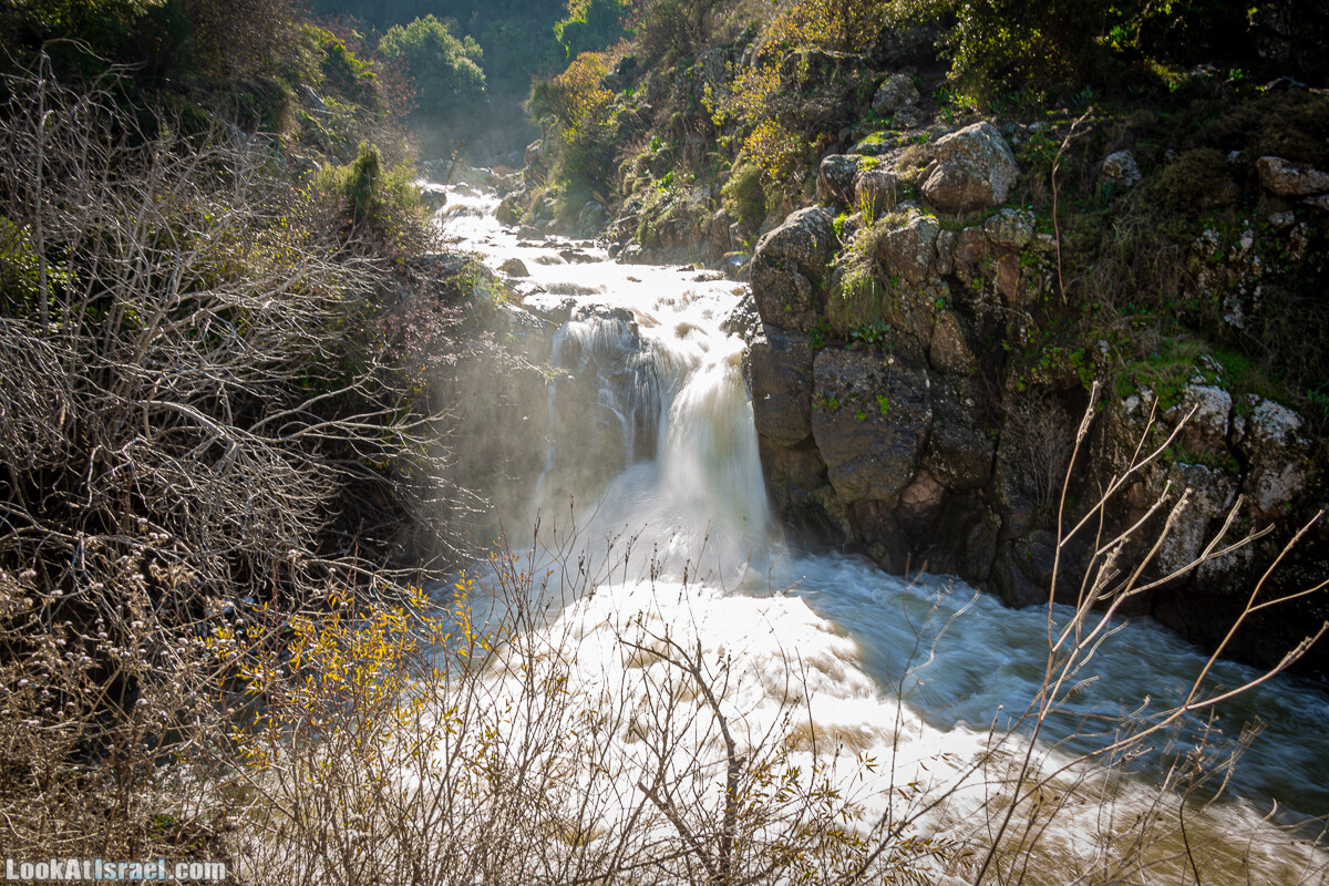 Голанские высоты - водопад Фара, гора Хермонит, Тель а-Саки | Fara waterfall, Hermonit mt, Tel a-Saqi | LookAtIsrael.com - Фото путешествия по Израилю