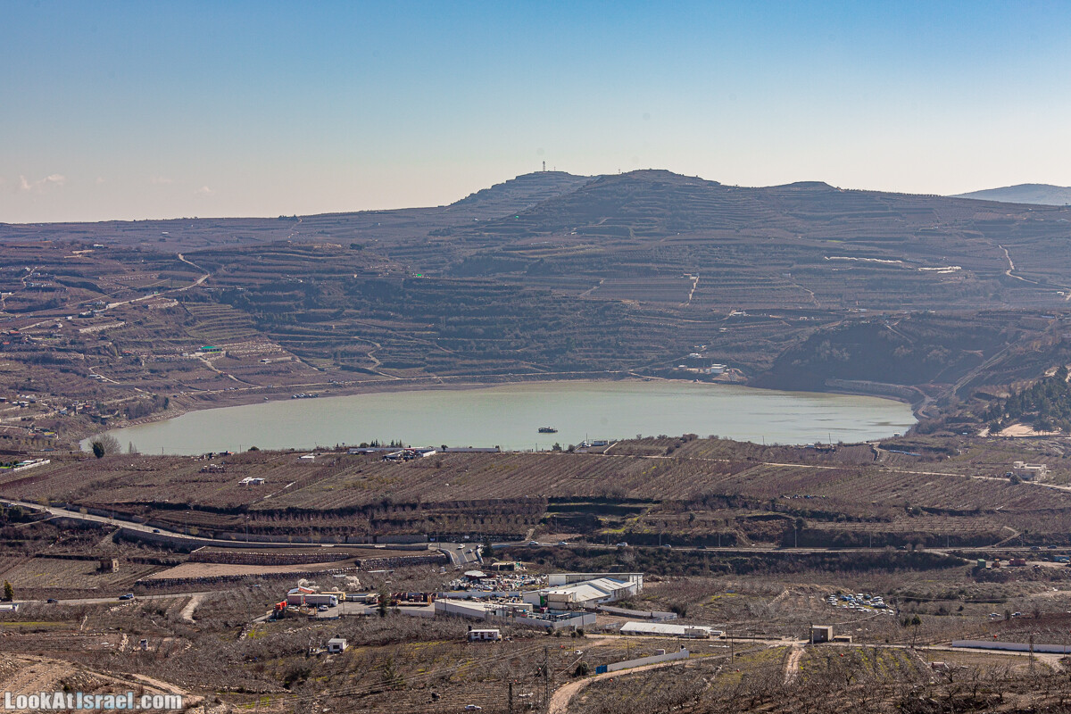Голанские высоты - водопад Фара, гора Хермонит, Тель а-Саки | Fara waterfall, Hermonit mt, Tel a-Saqi | LookAtIsrael.com - Фото путешествия по Израилю