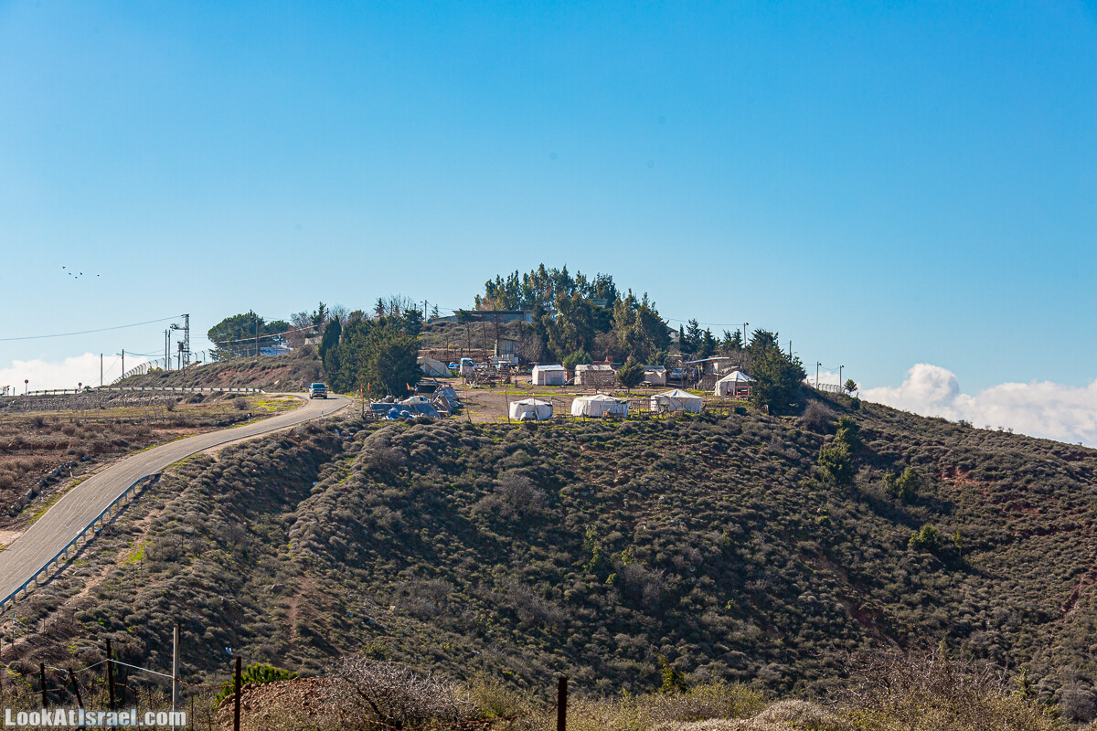 Голанские высоты - водопад Фара, гора Хермонит, Тель а-Саки | Fara waterfall, Hermonit mt, Tel a-Saqi | LookAtIsrael.com - Фото путешествия по Израилю