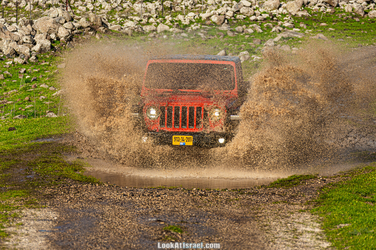 Голанские высоты - водопад Фара, гора Хермонит, Тель а-Саки | Fara waterfall, Hermonit mt, Tel a-Saqi | LookAtIsrael.com - Фото путешествия по Израилю