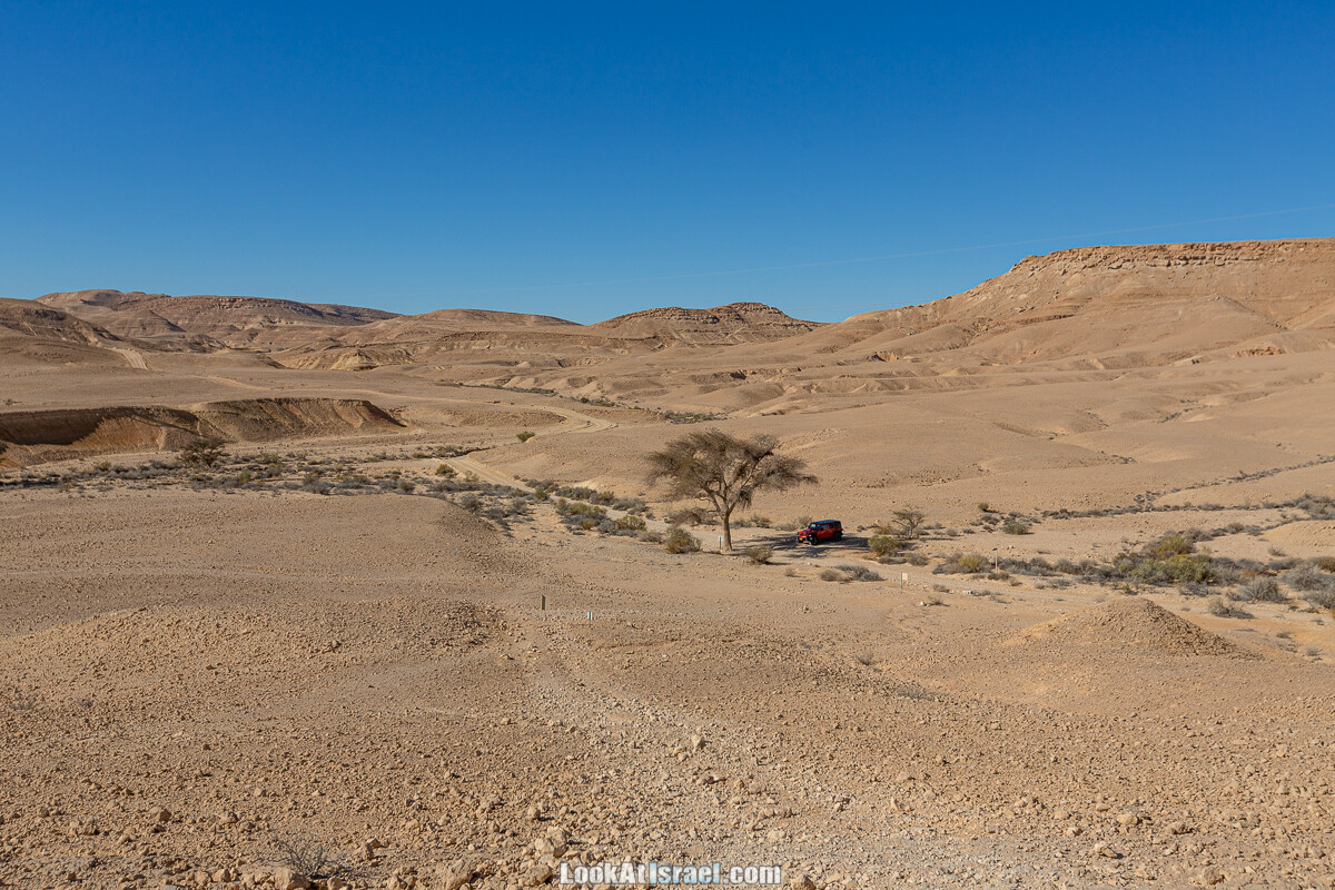 Разломы и трещины ручья Нахаль Этек | סדקים בנחל עתק | LookAtIsrael.com - Фото путешествия по Израилю