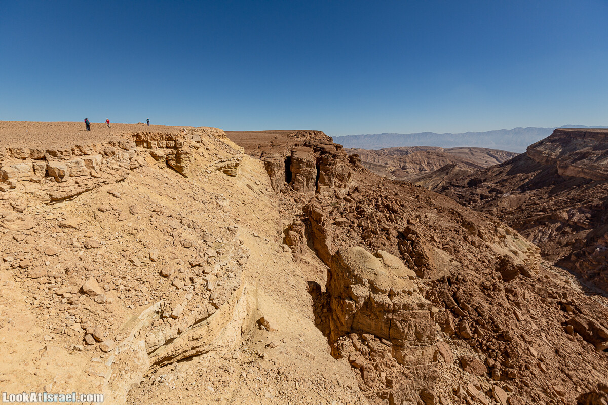 Разломы и трещины ручья Нахаль Этек | סדקים בנחל עתק | LookAtIsrael.com - Фото путешествия по Израилю