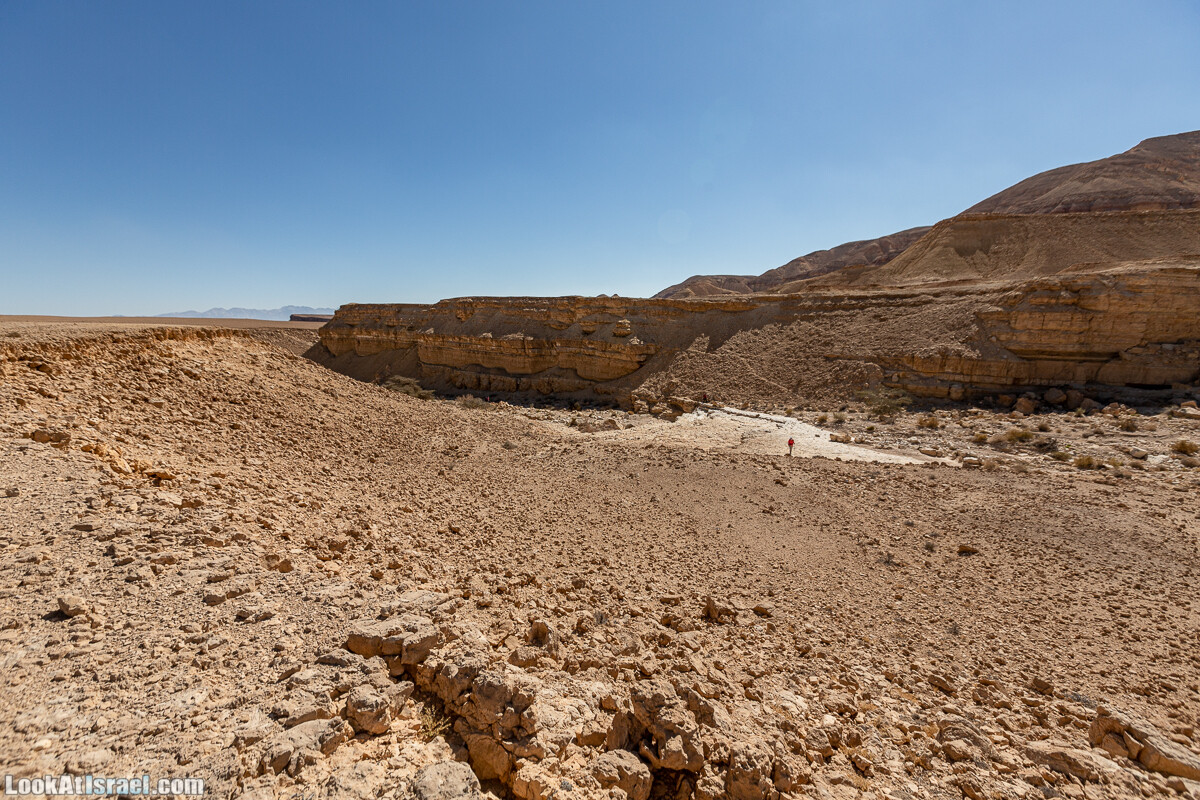 Разломы и трещины ручья Нахаль Этек | סדקים בנחל עתק | LookAtIsrael.com - Фото путешествия по Израилю