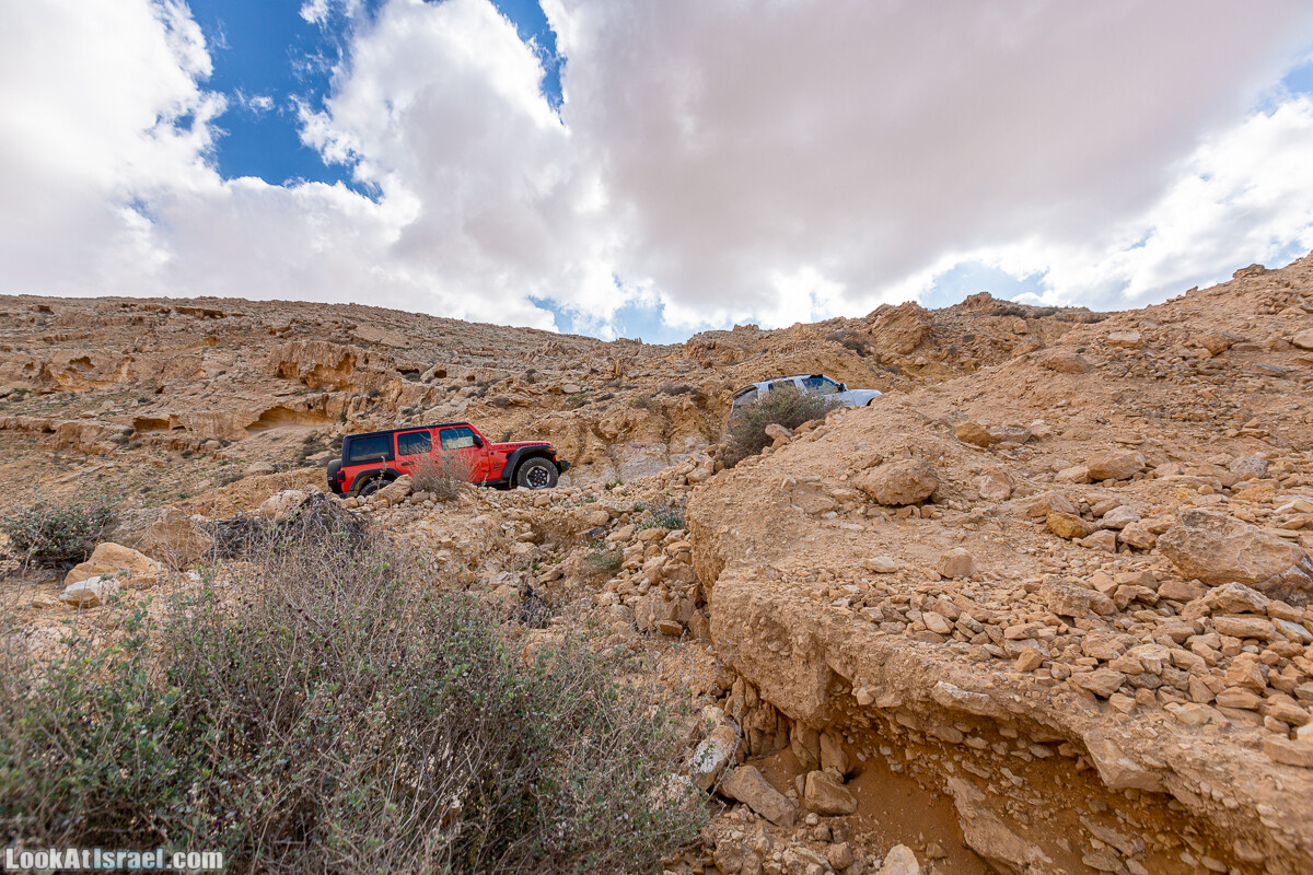 Подъём Маале Авраам, Большой кратер (Махтеш Йерухам) | דרך ומעלה אברהם במכתש ירוחם | LookAtIsrael.com - Фото путешествия по Израилю