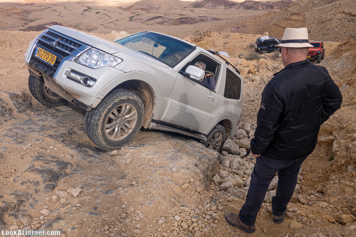 Подъём Маале Авраам, Большой кратер (Махтеш Йерухам) | דרך ומעלה אברהם במכתש ירוחם | LookAtIsrael.com - Фото путешествия по Израилю