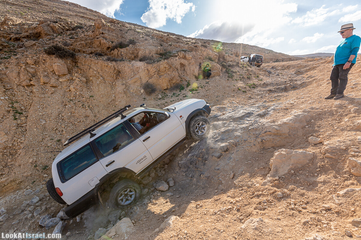 Подъём Маале Авраам, Большой кратер (Махтеш Йерухам) | דרך ומעלה אברהם במכתש ירוחם | LookAtIsrael.com - Фото путешествия по Израилю