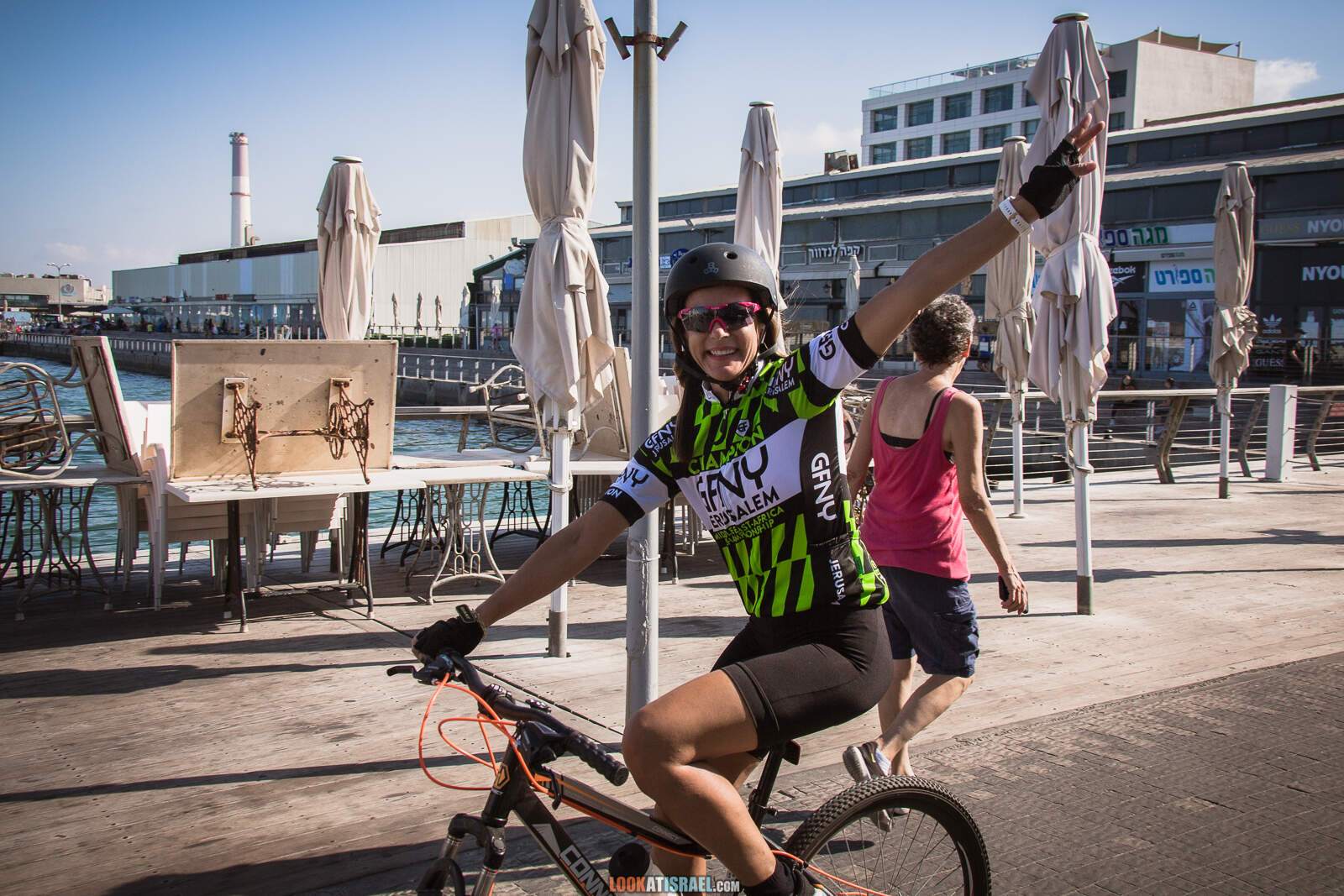 Порт Тель-Авива во время карантина | Lockdown in port of Tel Aviv | LookAtIsrael.com - Фото путешествия по Израилю