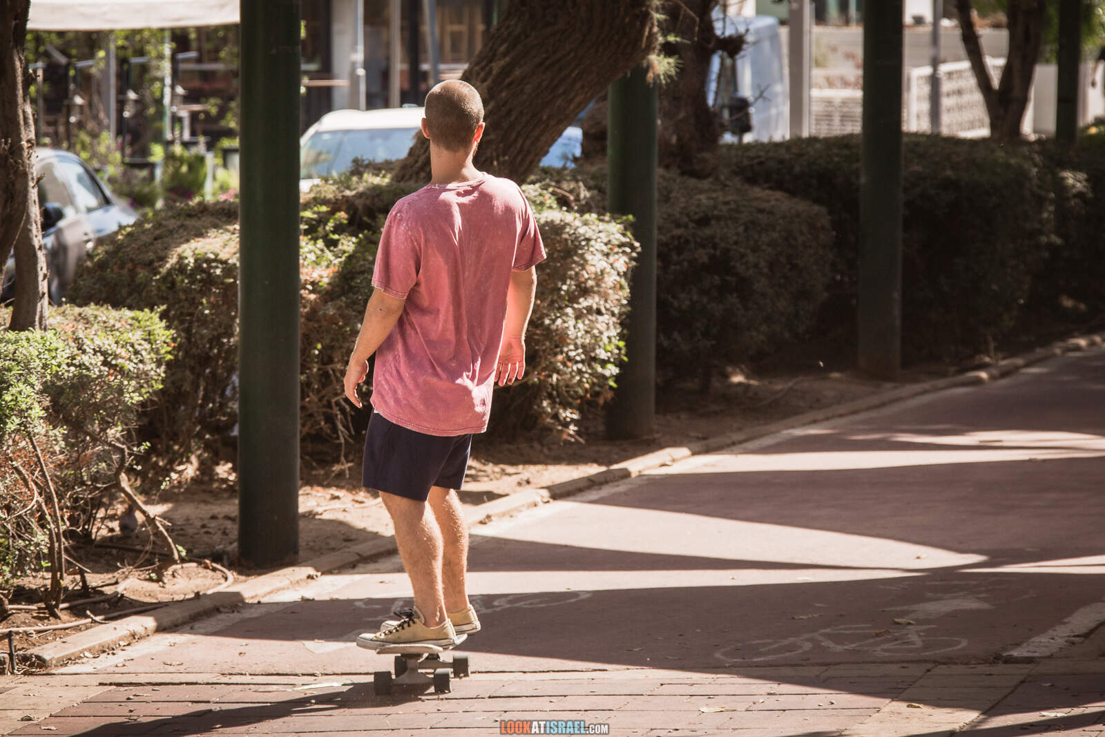 Тель-Авив, улица Дизенгофф во время карантина | Lockdown on beaches of Tel Aviv | LookAtIsrael.com - Фото путешествия по Израилю