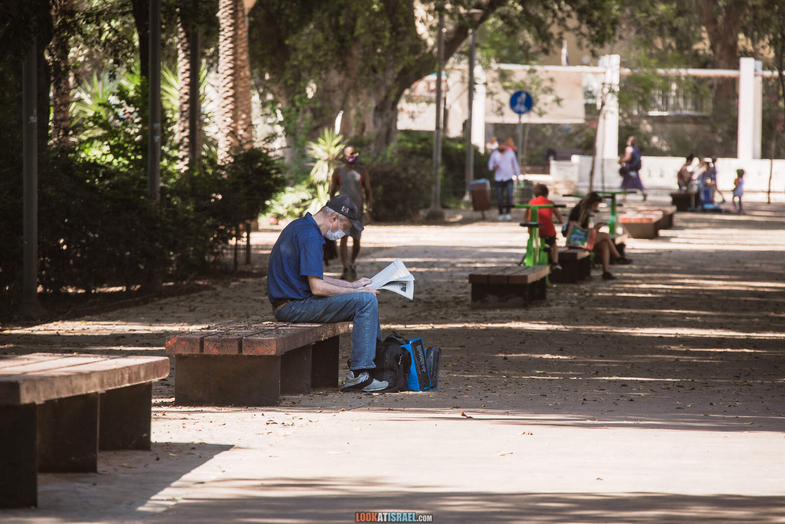 Тель-Авив, улица ремесленников Нахалат Биньямин и рынок Кармель во время карантина | Lockdown on beaches of Tel Aviv | LookAtIsrael.com - Фото путешествия по Израилю