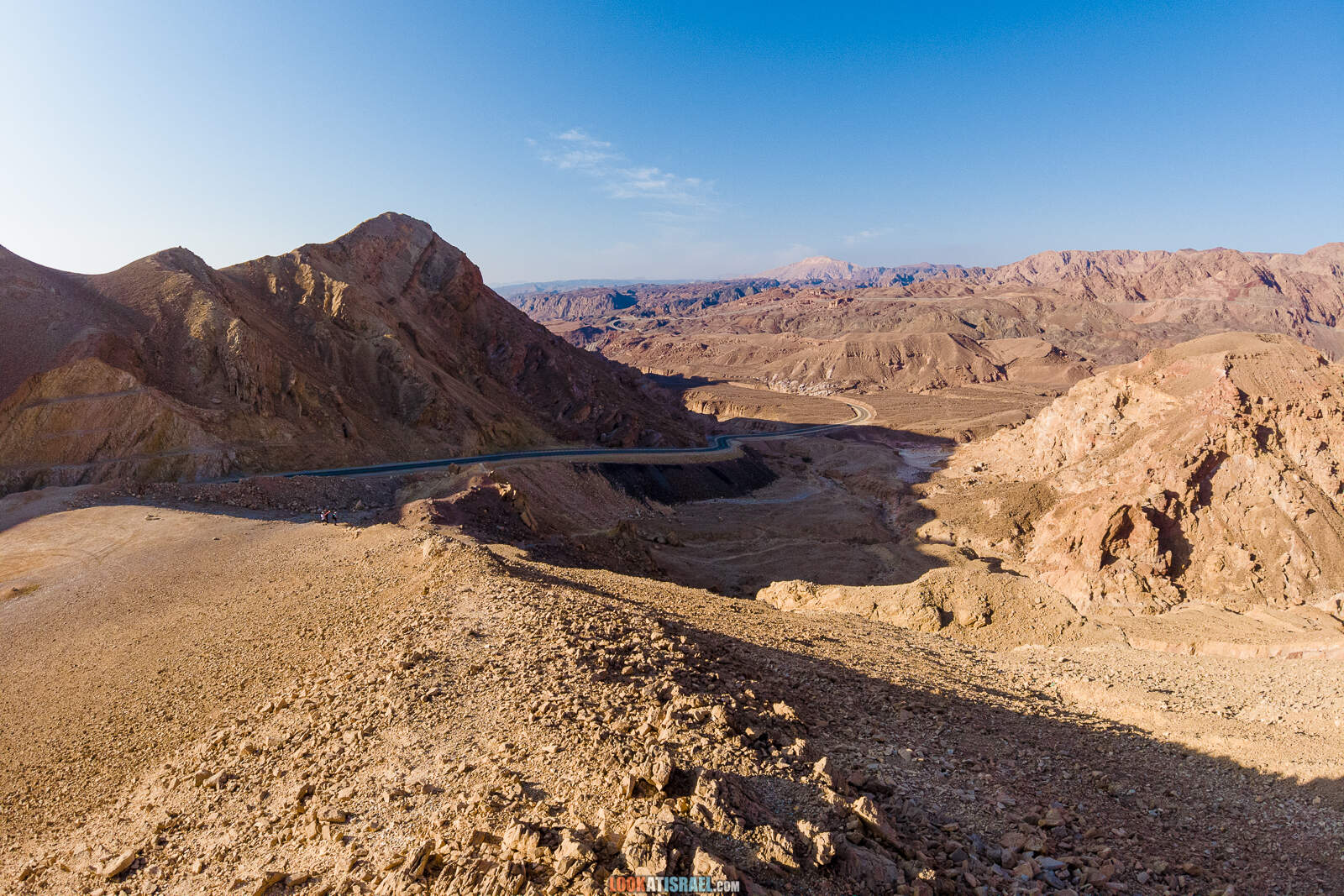 Поход по Эйлатским горам - Проход Маавар Цафра (מעבר צפרה) Ущелье Гешрон (נחל גשרון) гора Цфахот (הר צפחות) | LookAtIsrael.com - Фото путешествия по Израилю