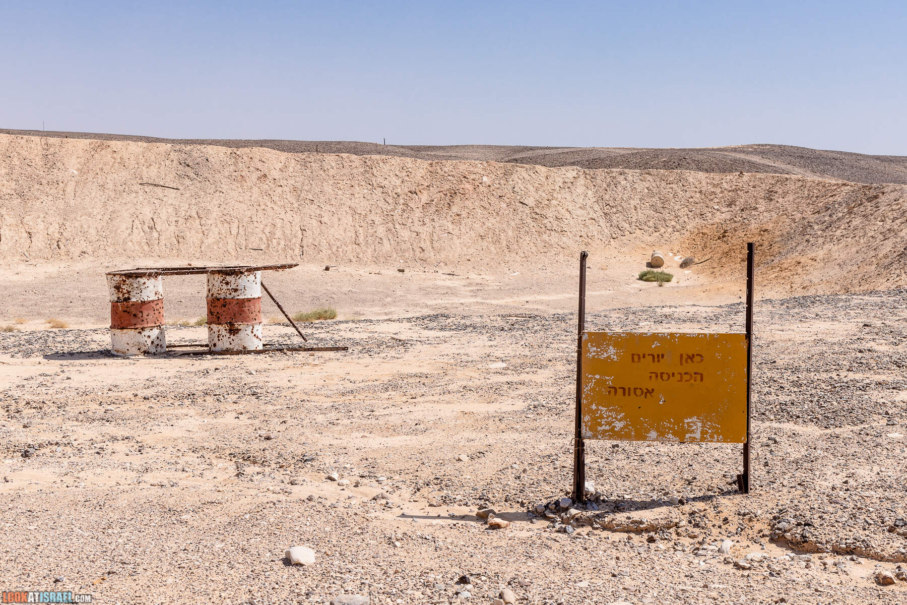 Южная часть дороги 10 вдоль границы с Египтом и Эйлатские горы - гора Берех, нахаль Метек, нахаль Ботем и Ботмим, обратная сторона долины Тимна, гигантские бульбусы в Израиле |  LookAtIsrael.com - Фото путешествия по Израилю