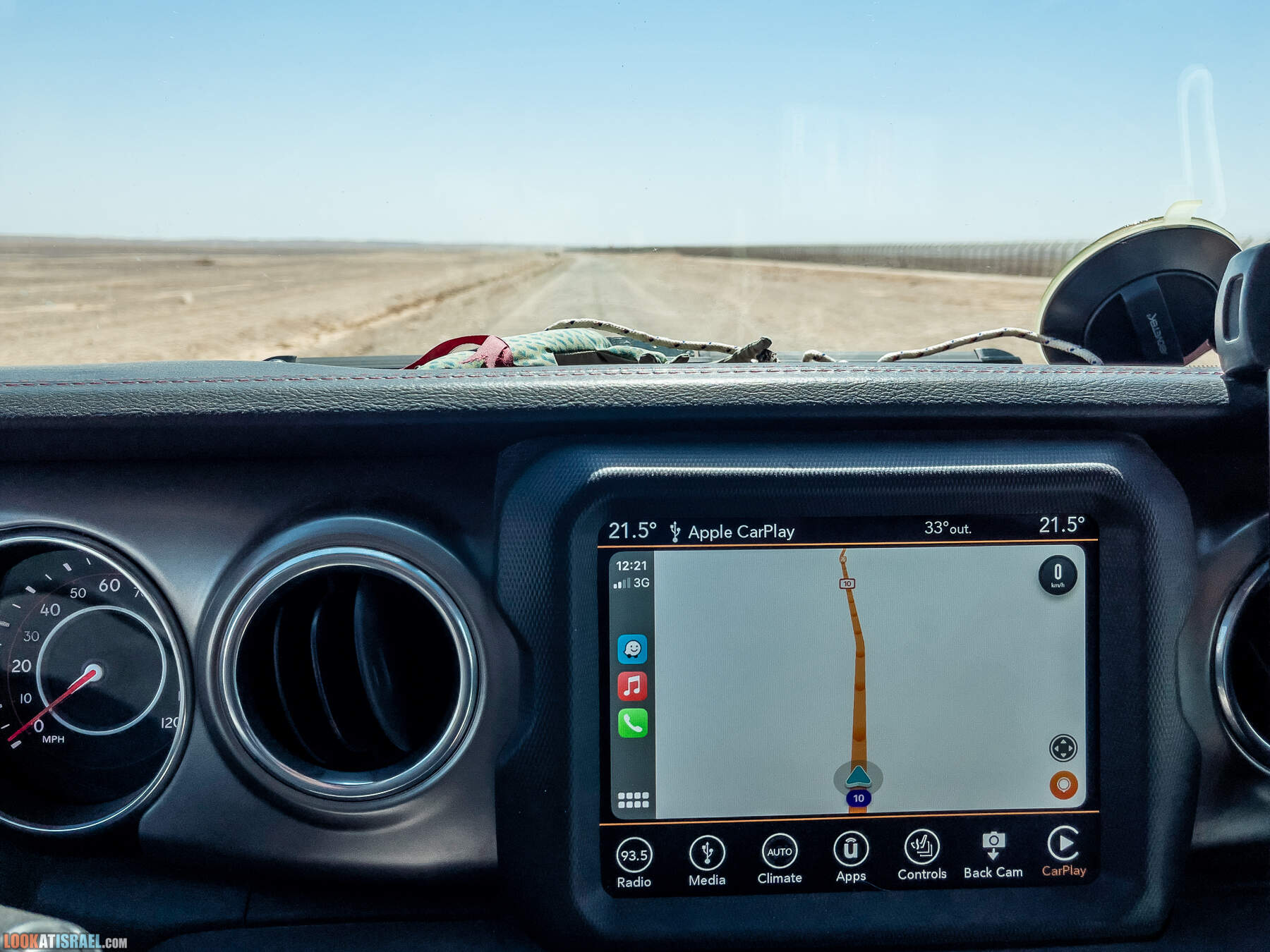 Южная часть дороги 10 вдоль границы с Египтом и Эйлатские горы - гора Берех, нахаль Метек, нахаль Ботем и Ботмим, обратная сторона долины Тимна, гигантские бульбусы в Израиле |  LookAtIsrael.com - Фото путешествия по Израилю