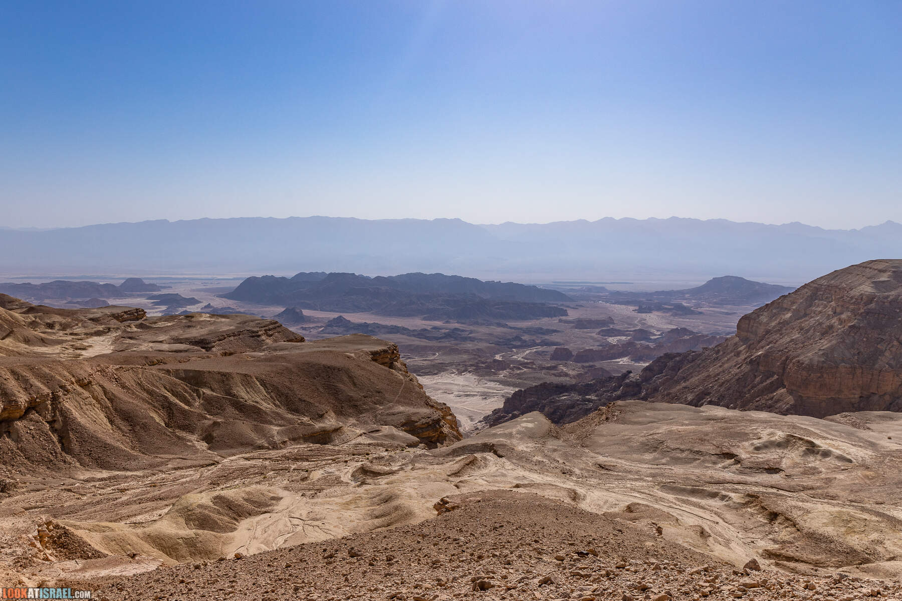 Южная часть дороги 10 вдоль границы с Египтом и Эйлатские горы - гора Берех, нахаль Метек, нахаль Ботем и Ботмим, обратная сторона долины Тимна, гигантские бульбусы в Израиле |  LookAtIsrael.com - Фото путешествия по Израилю