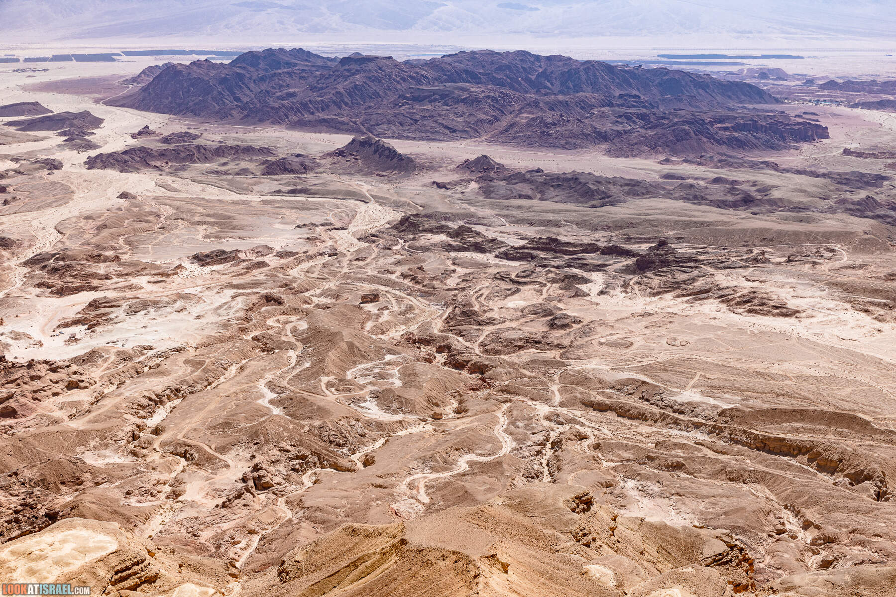 Южная часть дороги 10 вдоль границы с Египтом и Эйлатские горы - гора Берех, нахаль Метек, нахаль Ботем и Ботмим, обратная сторона долины Тимна, гигантские бульбусы в Израиле |  LookAtIsrael.com - Фото путешествия по Израилю