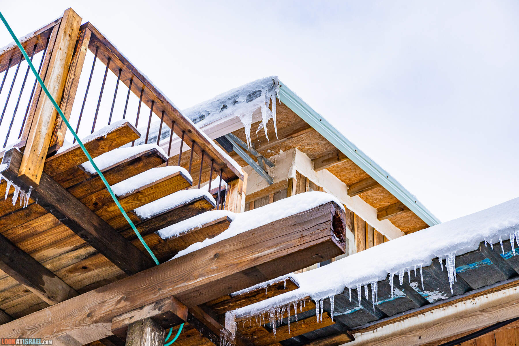 Ураган Элпис, снег на Голанских высотах - Snow on Golan Heights (Ramat ha-Golan) - סערת אלפיס שלג ברמת הגולן