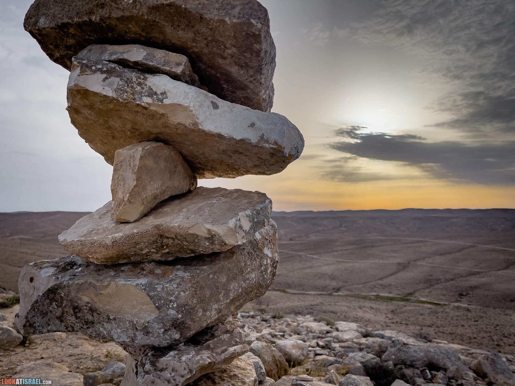 Ручей Луц, гора Карком и дорога номер 10