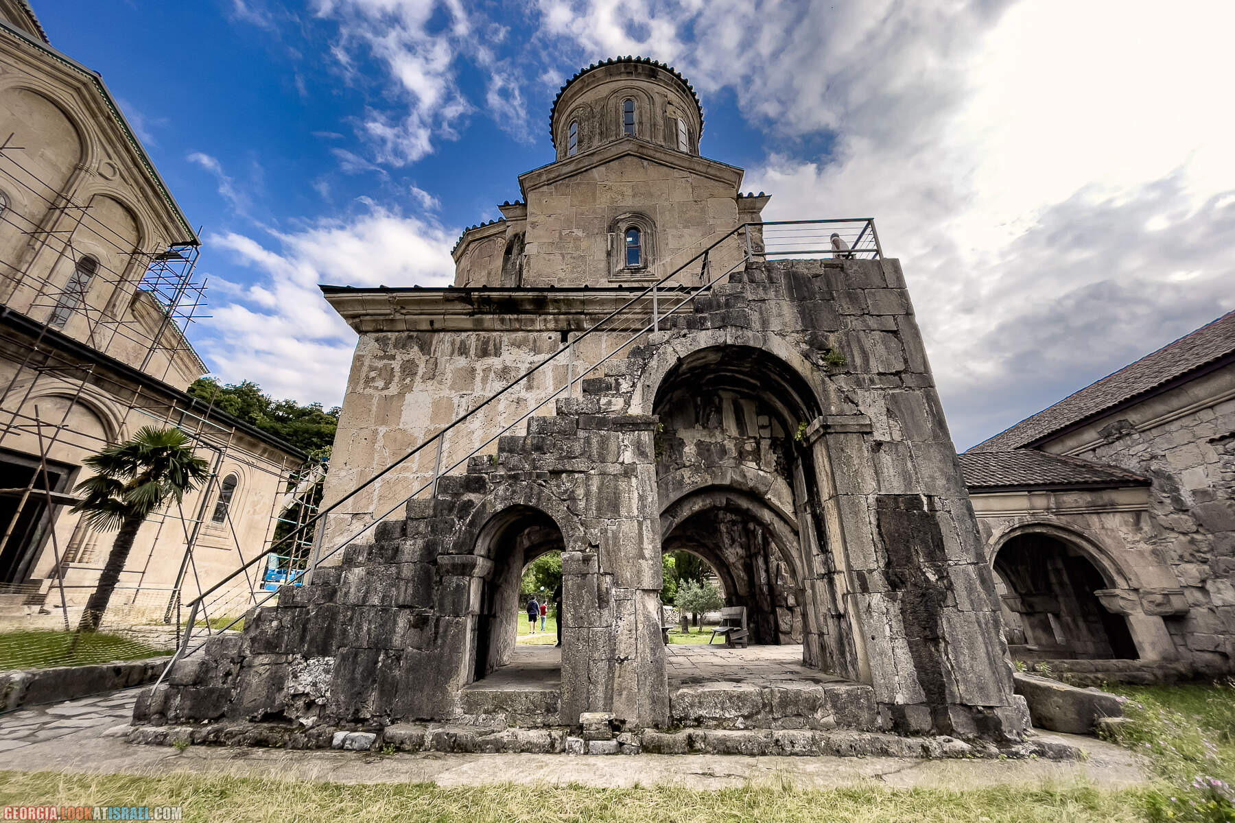 Путешествие в западную Грузию - Монастырь Джвали, первая столица Мцхета, монастырь Гилати