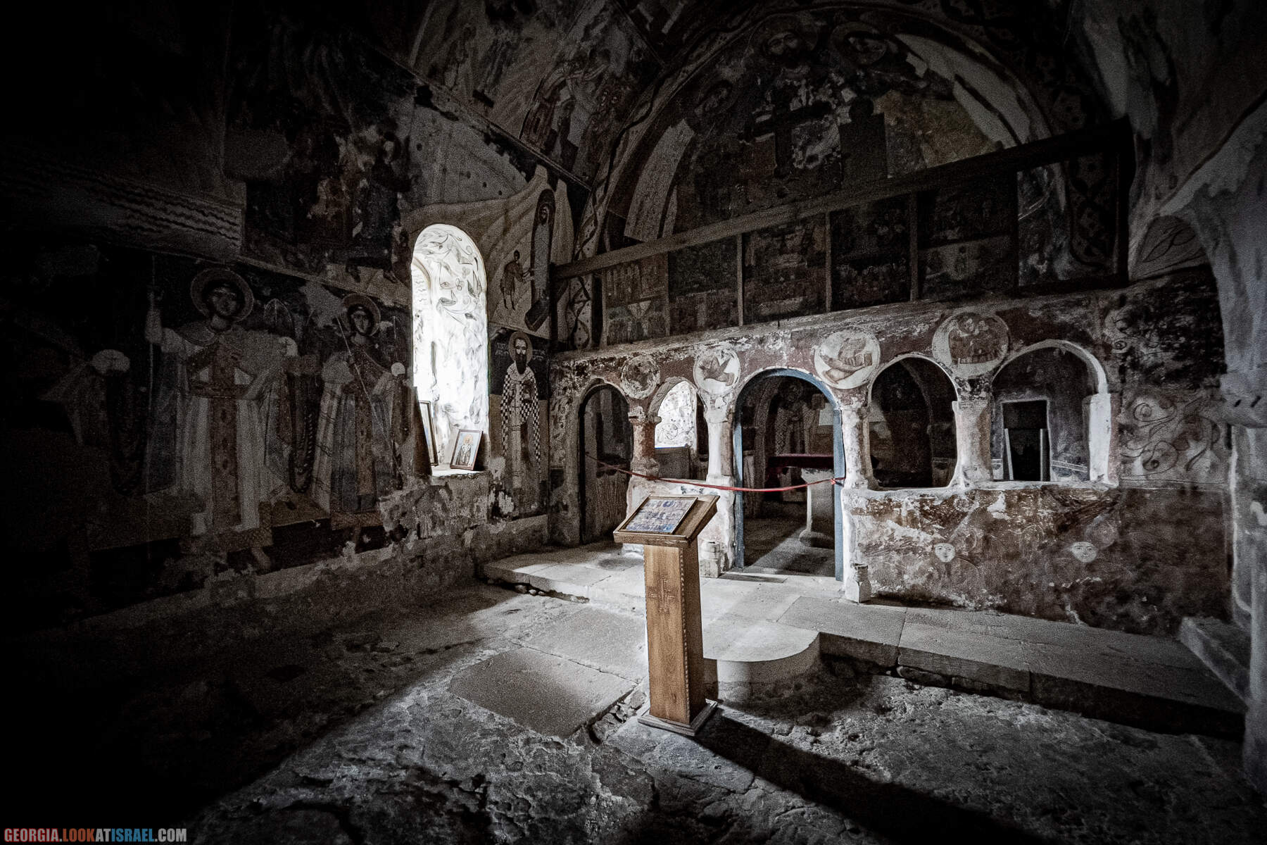 Путешествие в западную Грузию - Монастырь Джвали, первая столица Мцхета, монастырь Гилати