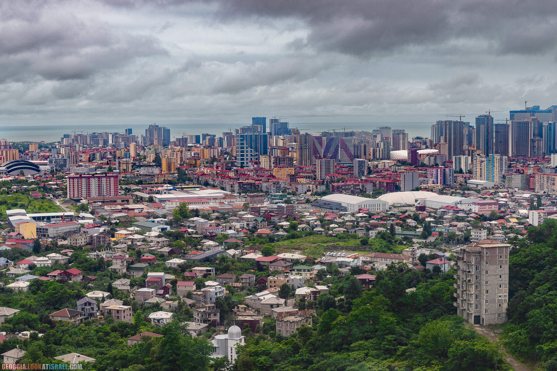 Батуми - город у Черного моря, конкурент Лас Вегаса