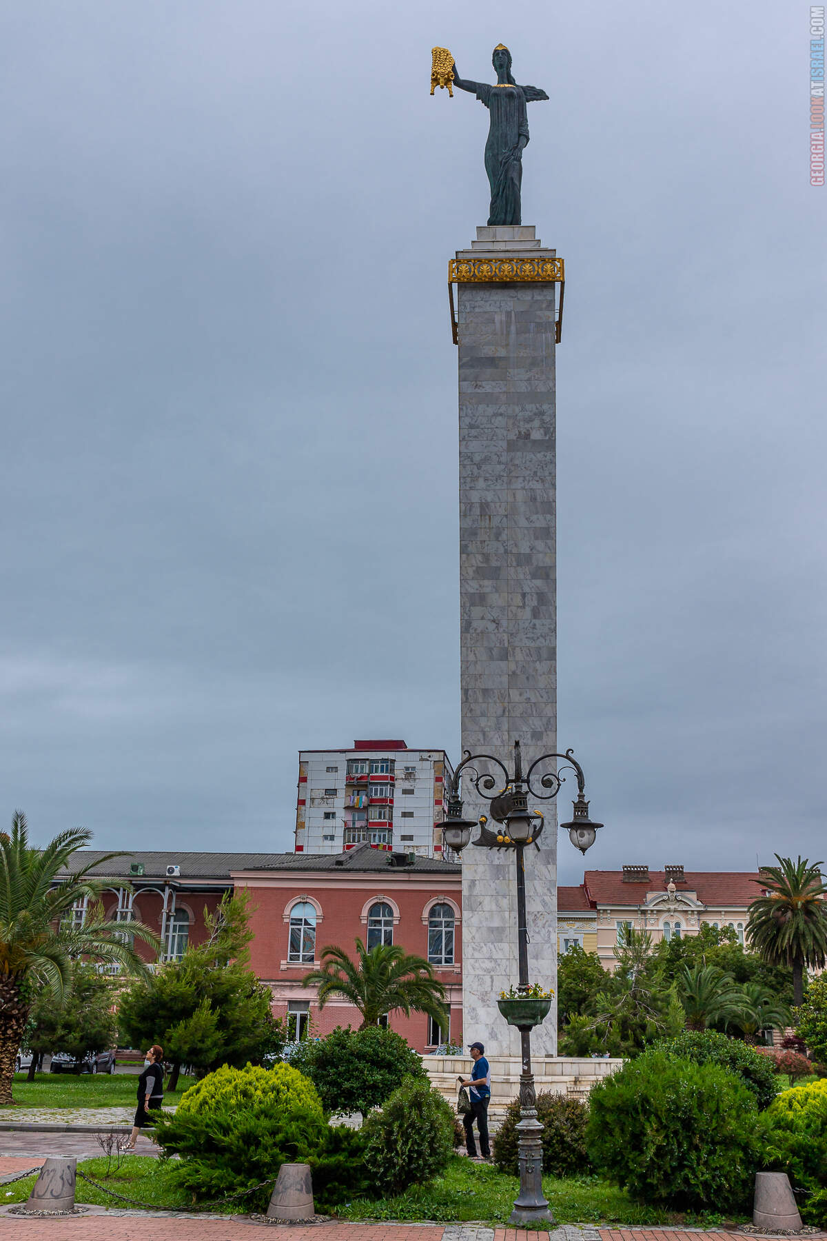 Батуми - город у Черного моря, конкурент Лас Вегаса
